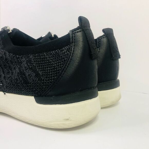 lifeStride achieve women's shoe black, size 7.0 zip front - Picture 2 of 8